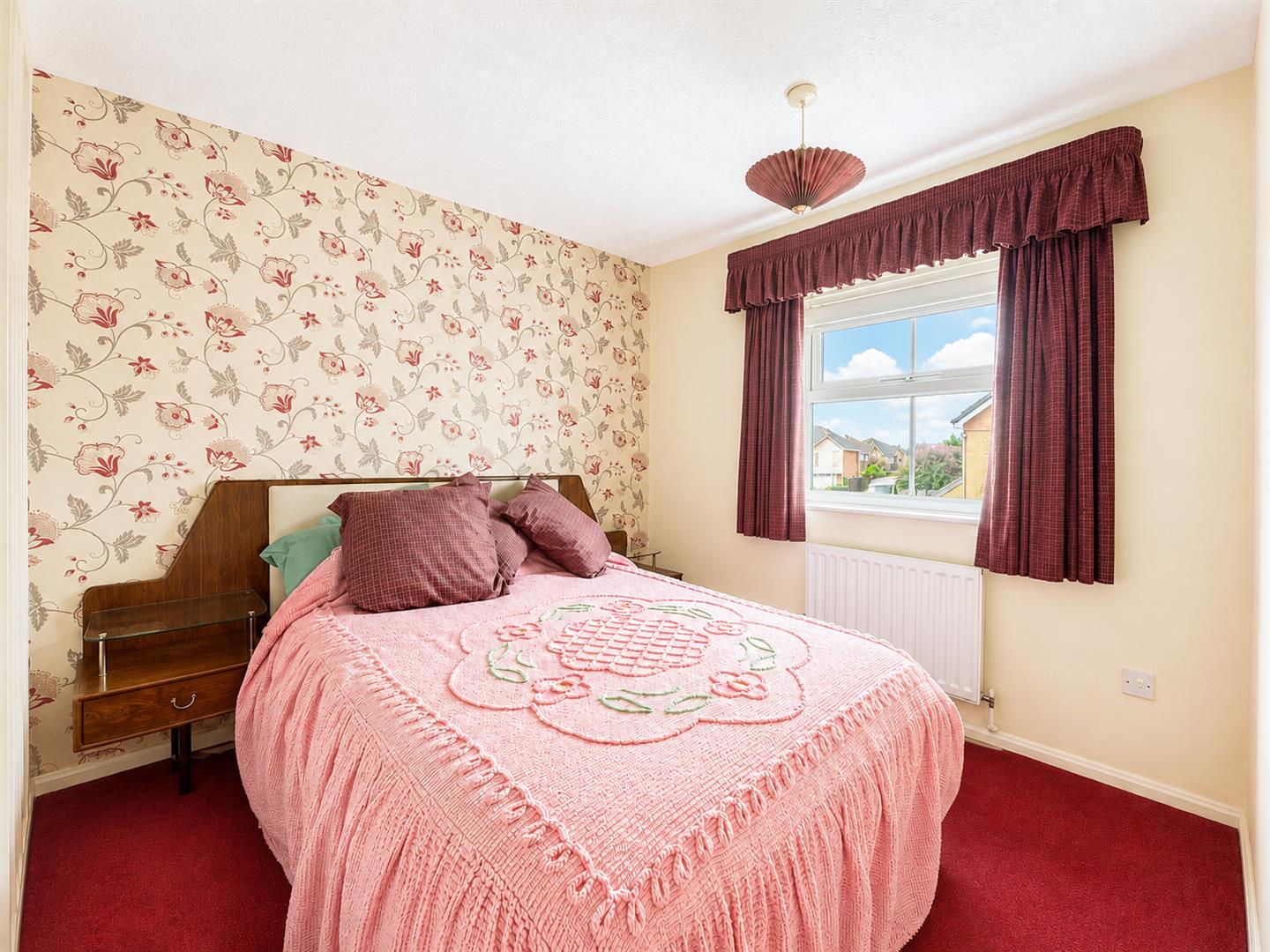 Evelyn Place, Bradville, Milton Keynes